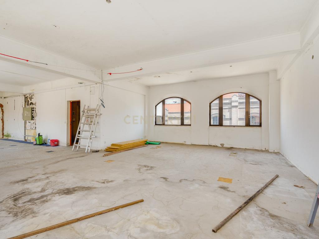 Prédio de Serviços em Alcântara – Projeto Aprovado para Aparthotel com 15 Unidades | Próximo ao LX Factory e Allo | Alcântara Lisbon Offices - Image 6