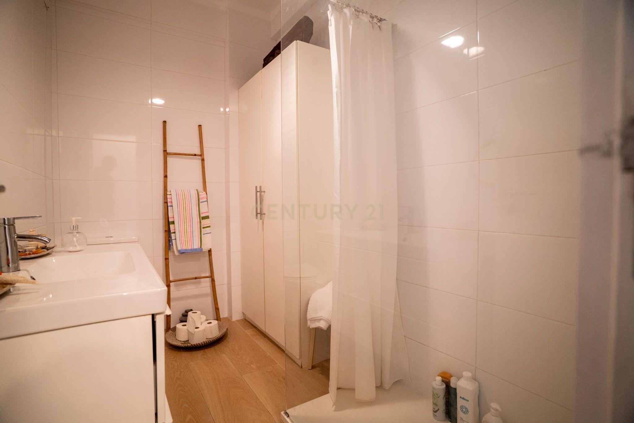 Fotografia 8 de Apartamento T2 com Terraço em Queluz, Sintra