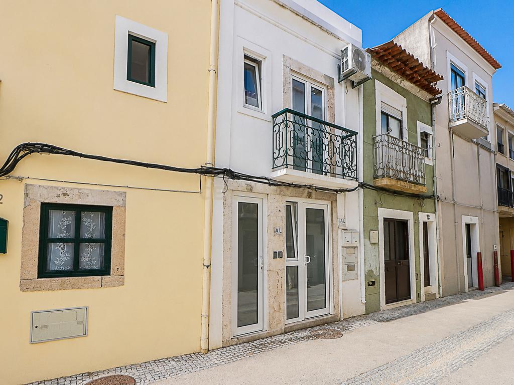 Apartamento T0 mobilado e equipado - Image 7