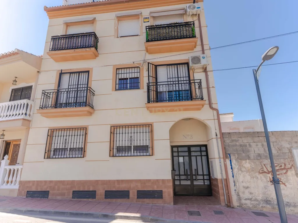 Apartamento T4 com Vista Panorâmica em Pulianas, Granada - Image 42