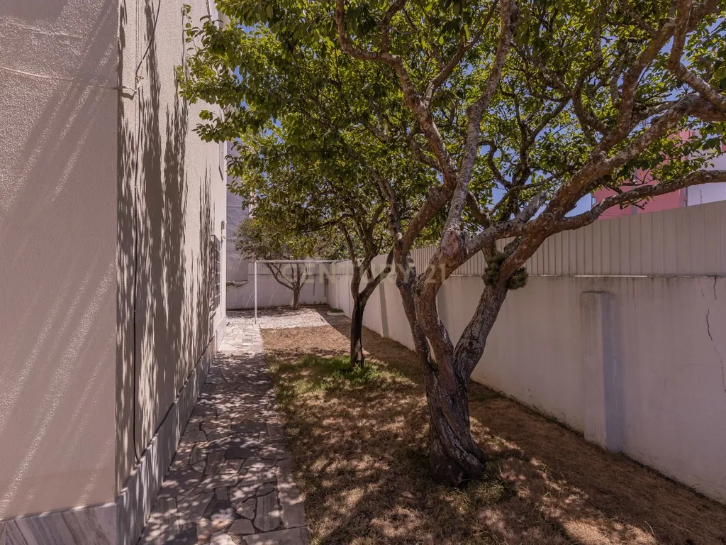 Moradia Isolada com Garagem Box para 2 Carros — Matarraque, S. Domingos de Rana - Image 14