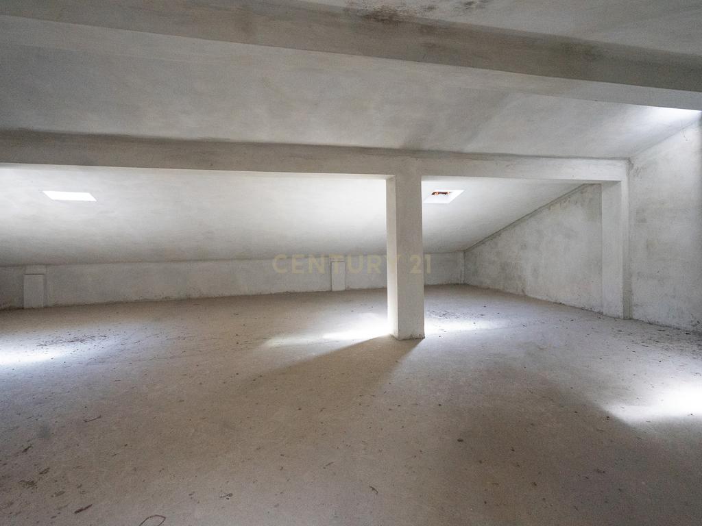 Apartamento T3 Duplex + Garagem em Coimbra - Image 55