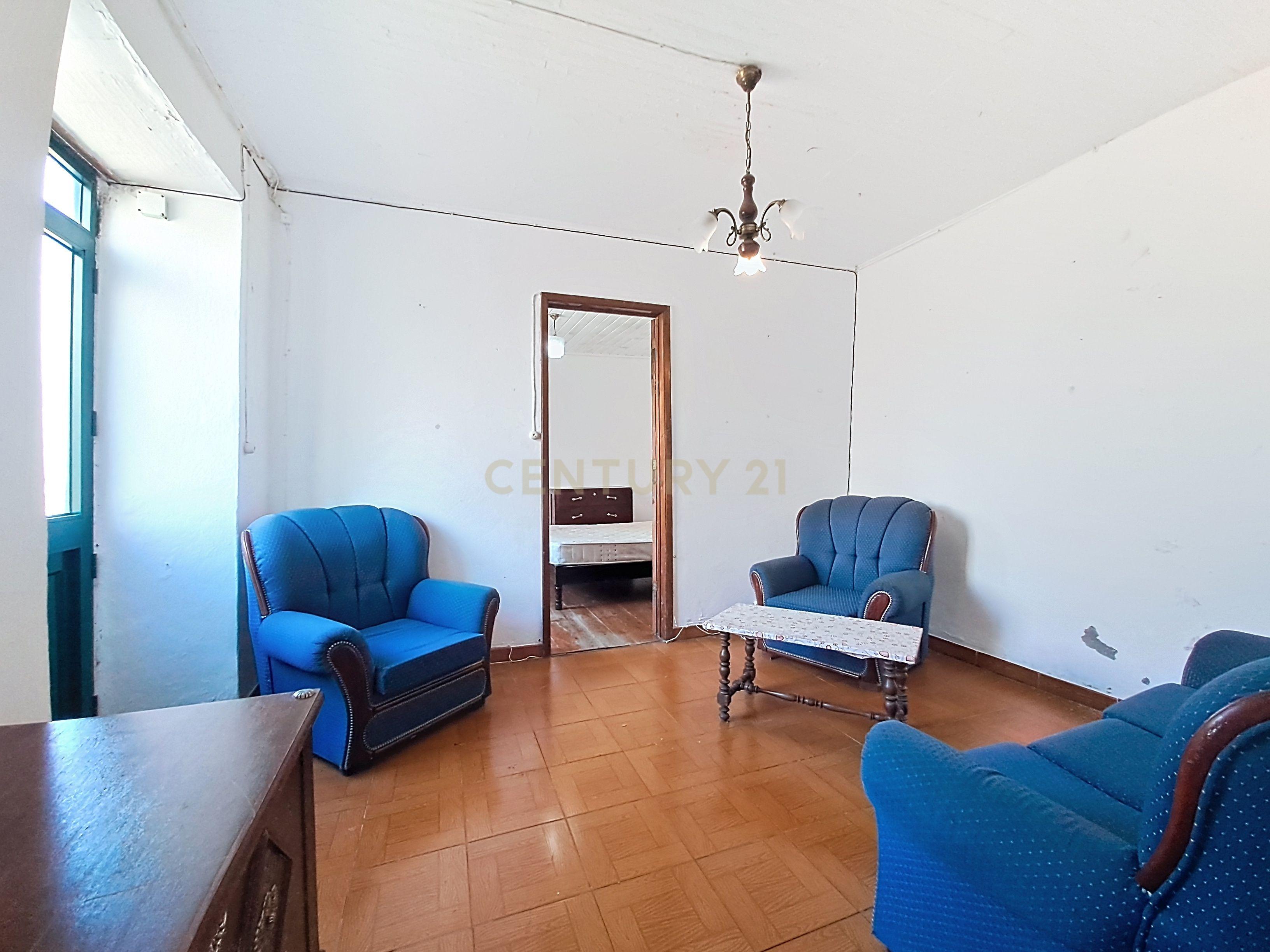Casa T1 + 1 em Povoação, Ilha de São Miguel - Tranquilidade e Luz Natural - Image 9