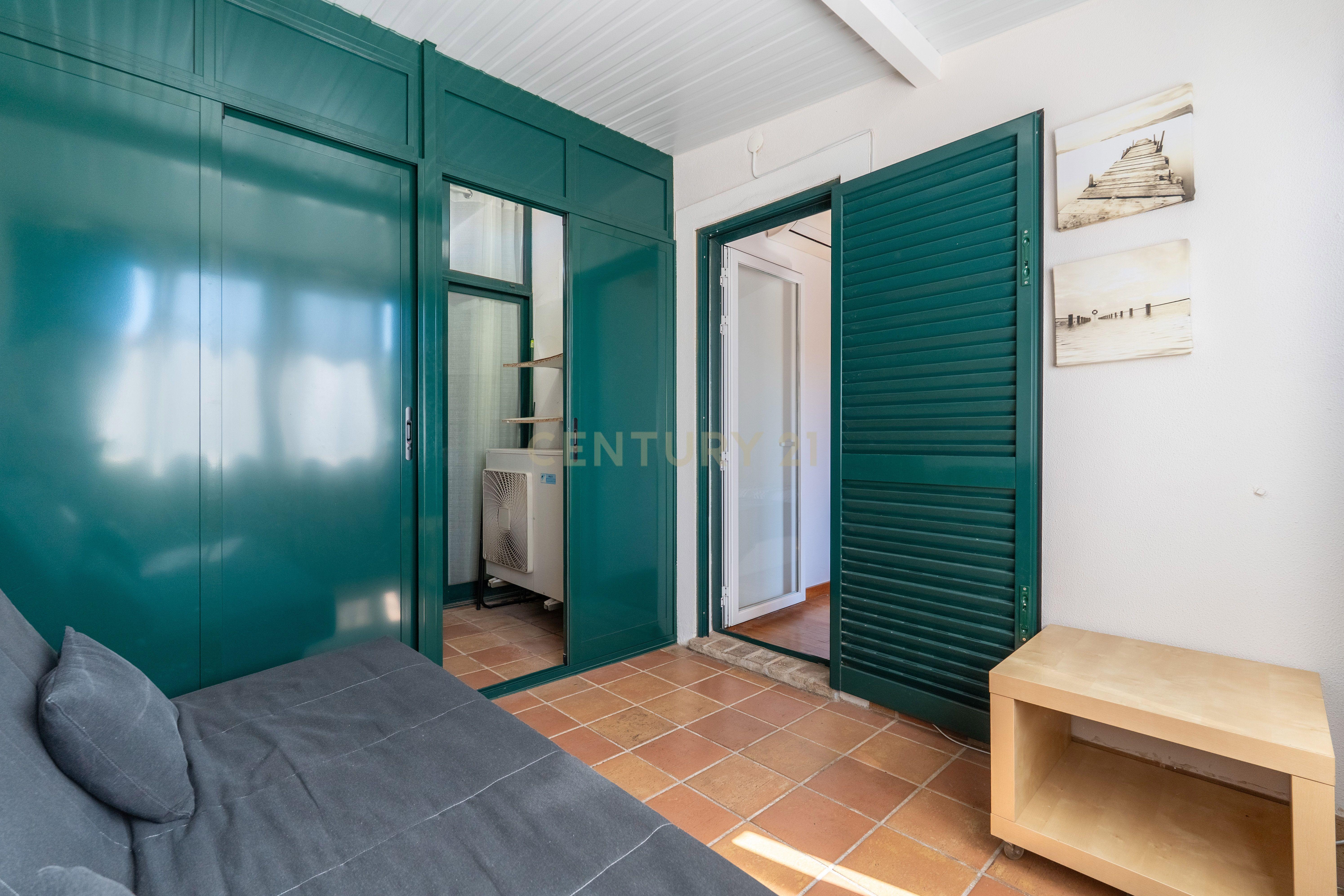 Moradia T3+3 com garagem privada e piscina comum em condomínio privado - Image 22