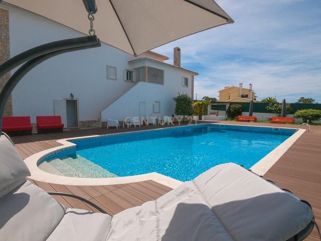 Moradia com 480m2 e piscina, na Ericeira - Image 33