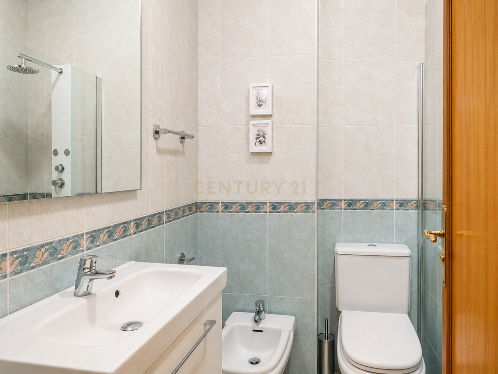 Apartamento T2+1 com Suite, Escritório, Varanda e Garagem | Senhora da Hora - Image 13