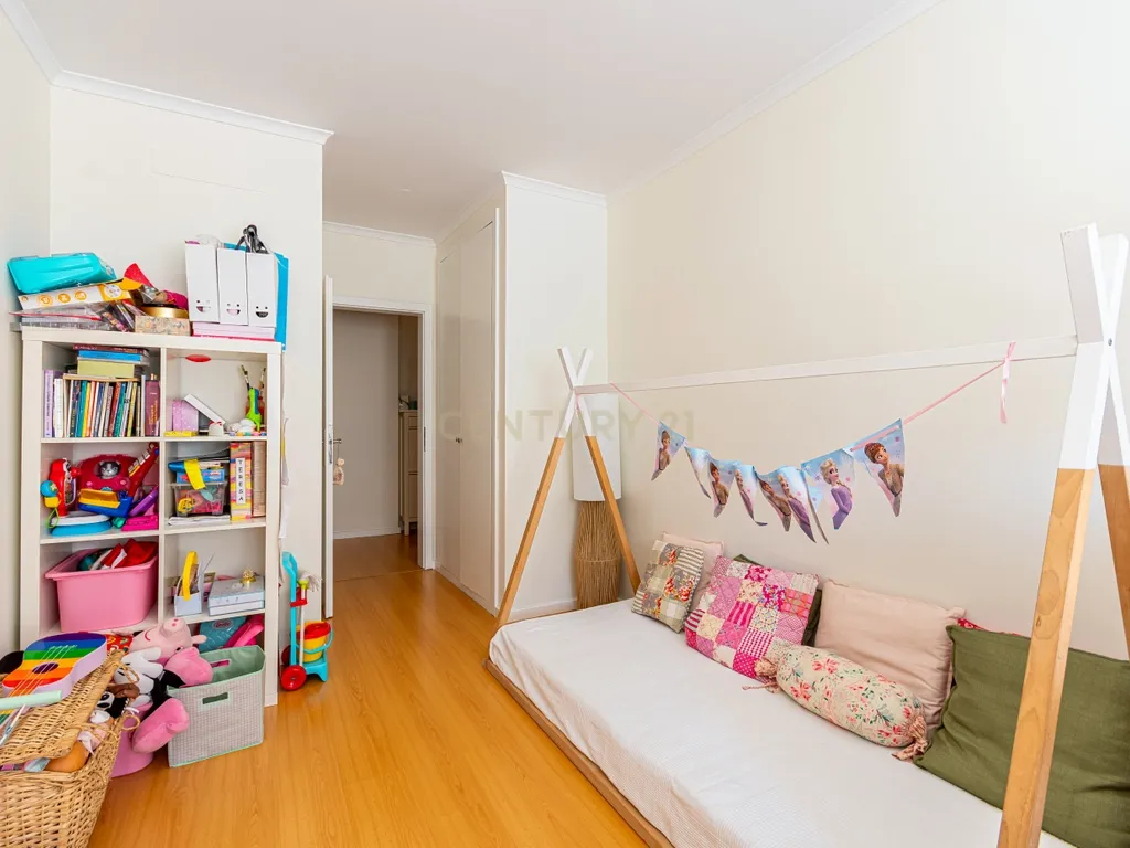Apartamento T3 Remodelado na Horta dos Vimes - Viva com Conforto e Qualidade em Alenquer. - Image 27