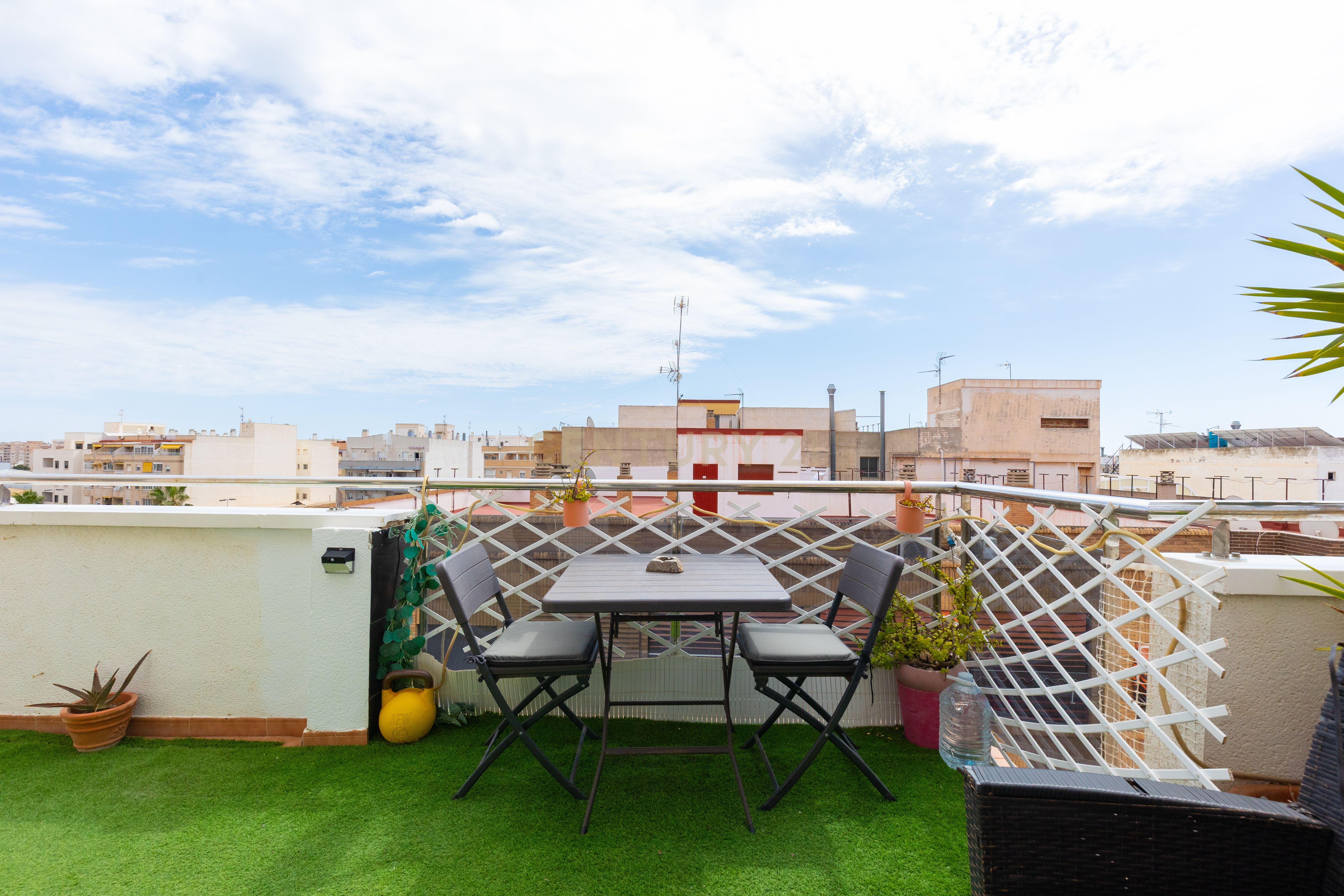 Penthouse com Vista Mar Perto do Centro de Torrevieja - Image 22