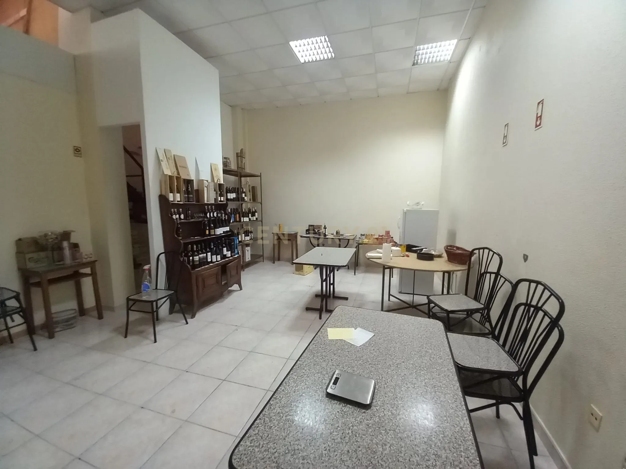 Fotografia 3 de Loja para Venda – Excelente Localização!