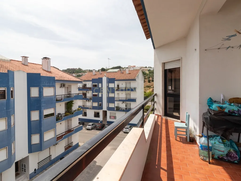 Apartamento T3 com garagem e arrecadação em Abrantes - Image 20