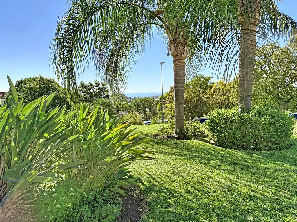 Apartamento com Vista Mar em Benalmádena, Málaga - Image 29