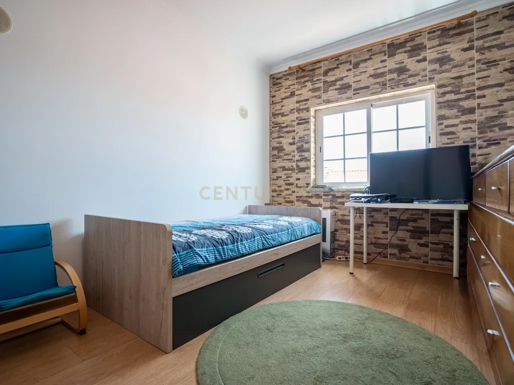 Moradia T3 em Quinta do Conde, Sesimbra - Oportunidade Única - Image 32