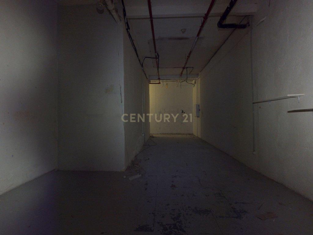 Espaçoso imóvel comercial para renovar no centro de Madrid, a apenas 10 minutos da estação de Atocha. - Image 38