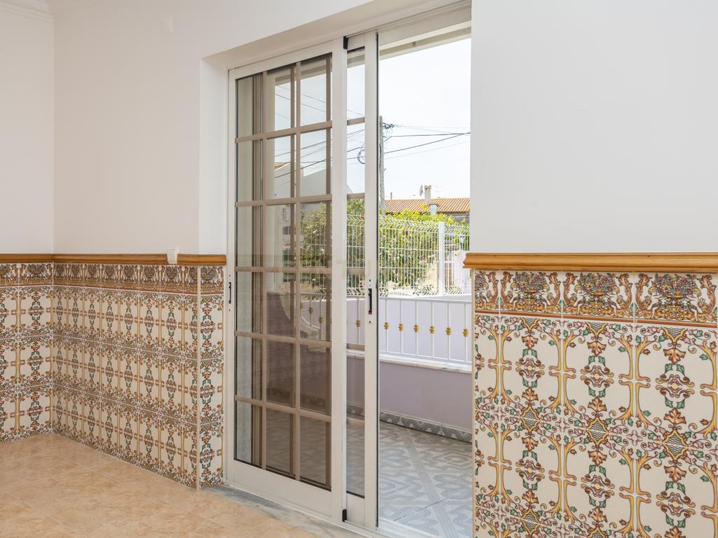 Moradia de 6 assoalhadas em lote de 500 m2 - Image 15