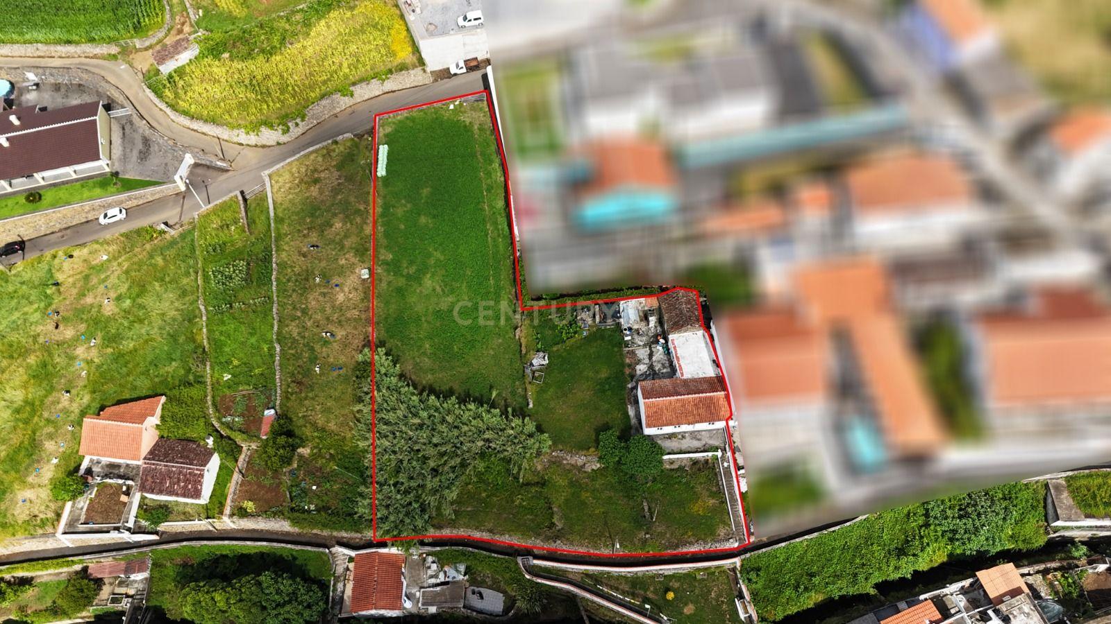 Fotografia 9 de T2 com Terreno para Construção — Ideal para Projeto Futuro