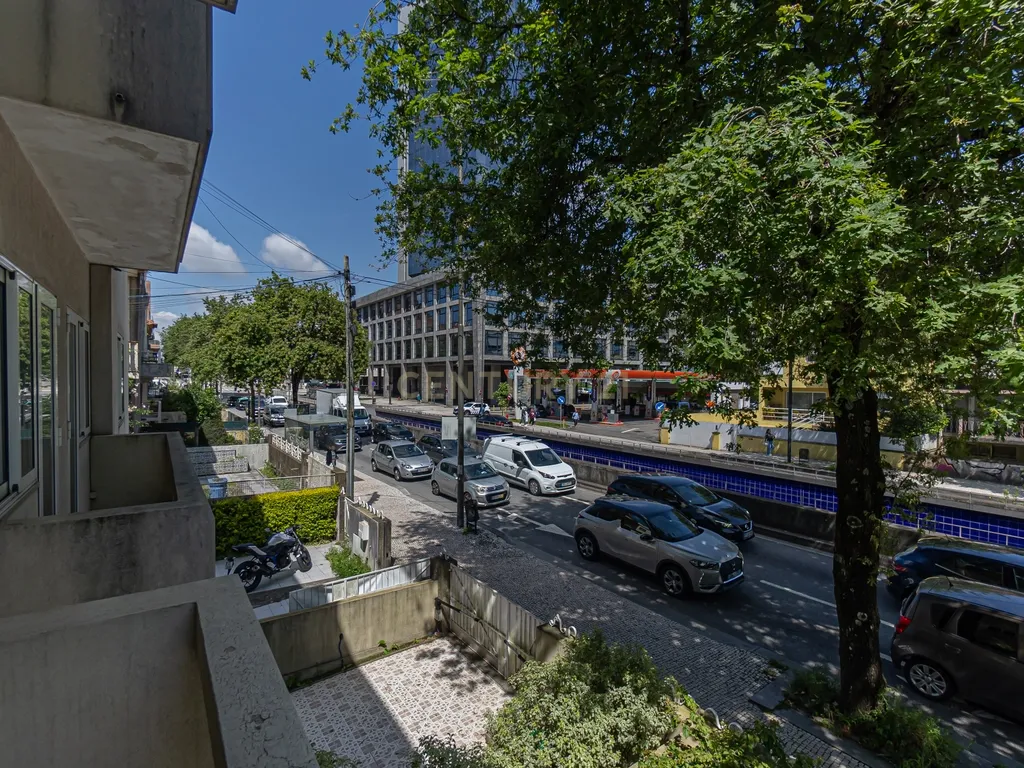 Andar Moradia T5 – Antas, Avenida Fernão de Magalhães – Porto - Image 34