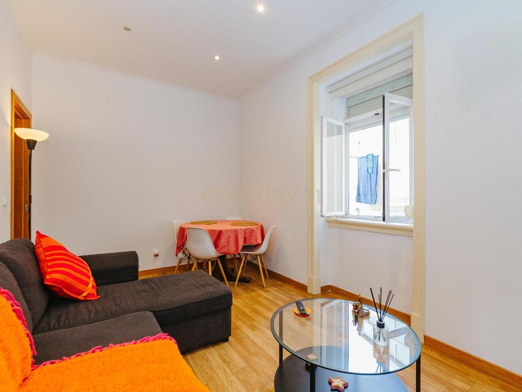 Apartamento T2 em Bairro dos Actores, Areeiro, Lisboa - Image 3