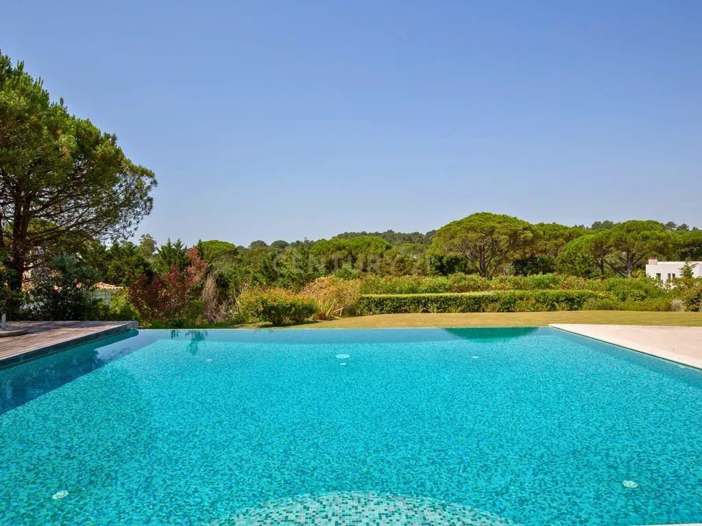 Moradia T7 com Piscina em Alcabideche- Cascais - Image 53