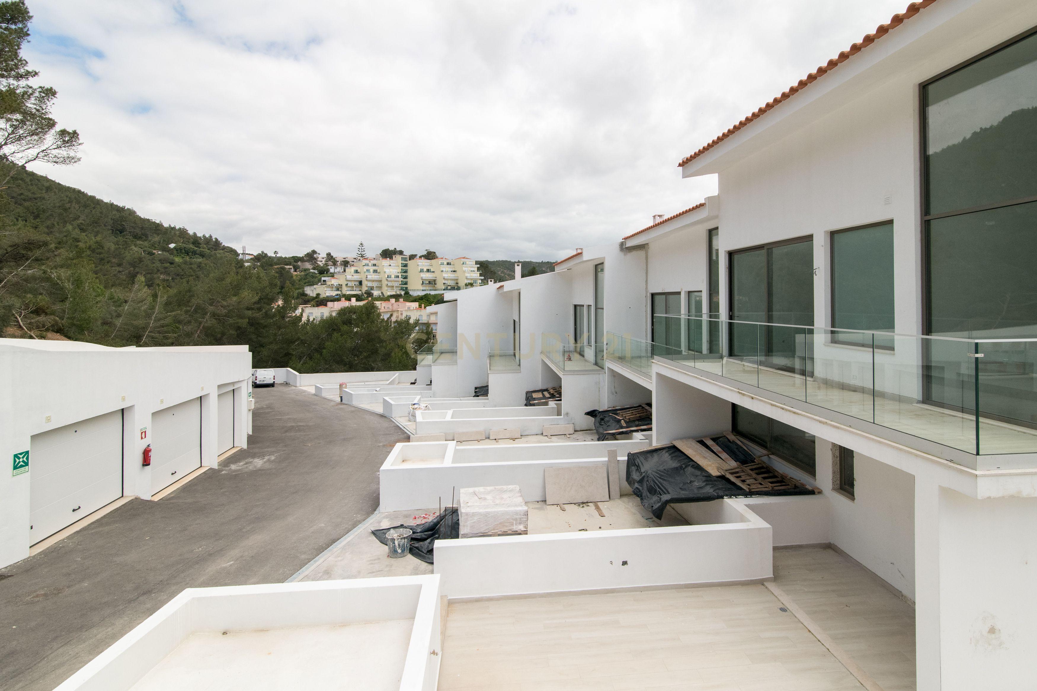 Condomínio Villas d’Ouro – Exclusividade e Conforto no Coração de Sesimbra - Image 65