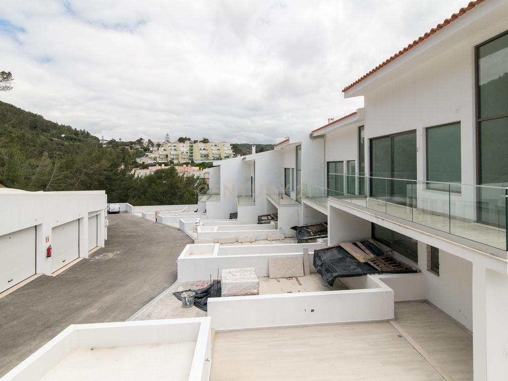 Condomínio Villas d’Ouro – Exclusividade e Conforto no Coração de Sesimbra - Image 65