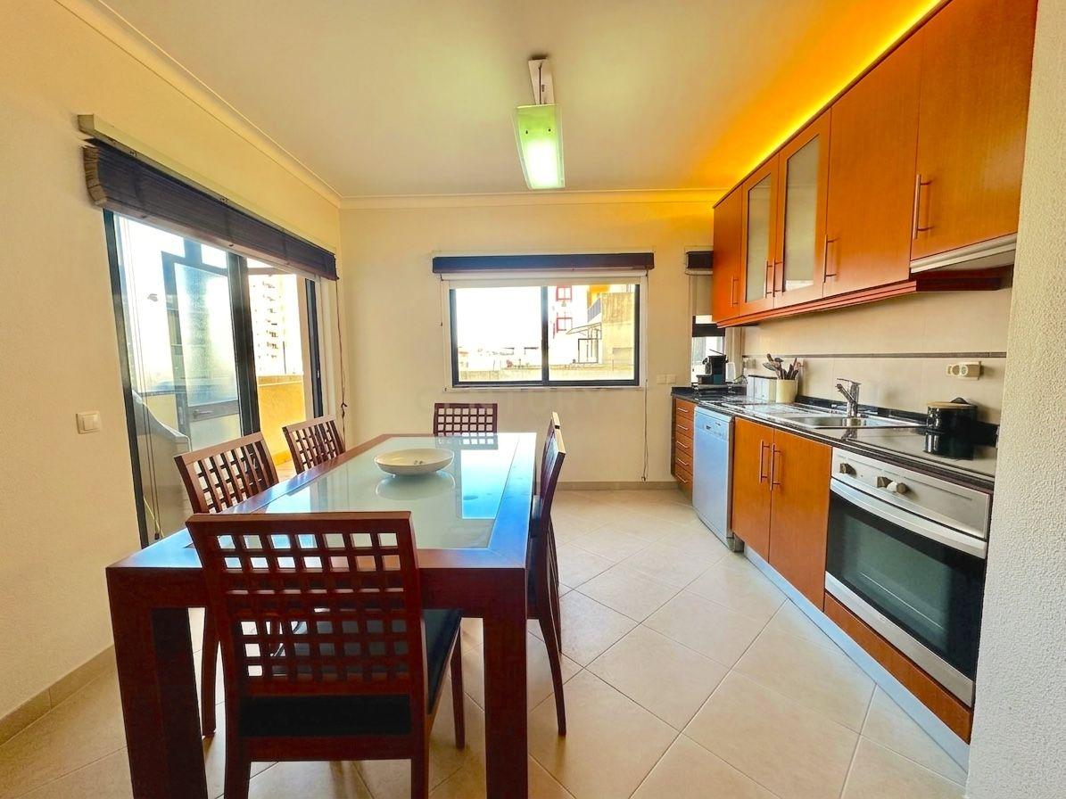Fotografia 8 de T1 com terraço privado a 350 metros do areal da praia da Rocha
