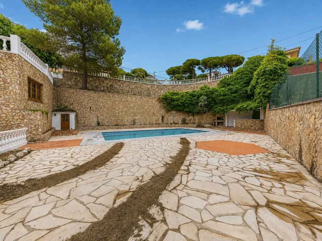 Casa ou vivenda independente na Calle Camamilla, Aiguaviva Parc, Vidreres, Girona, Costa Brava. - Image 44