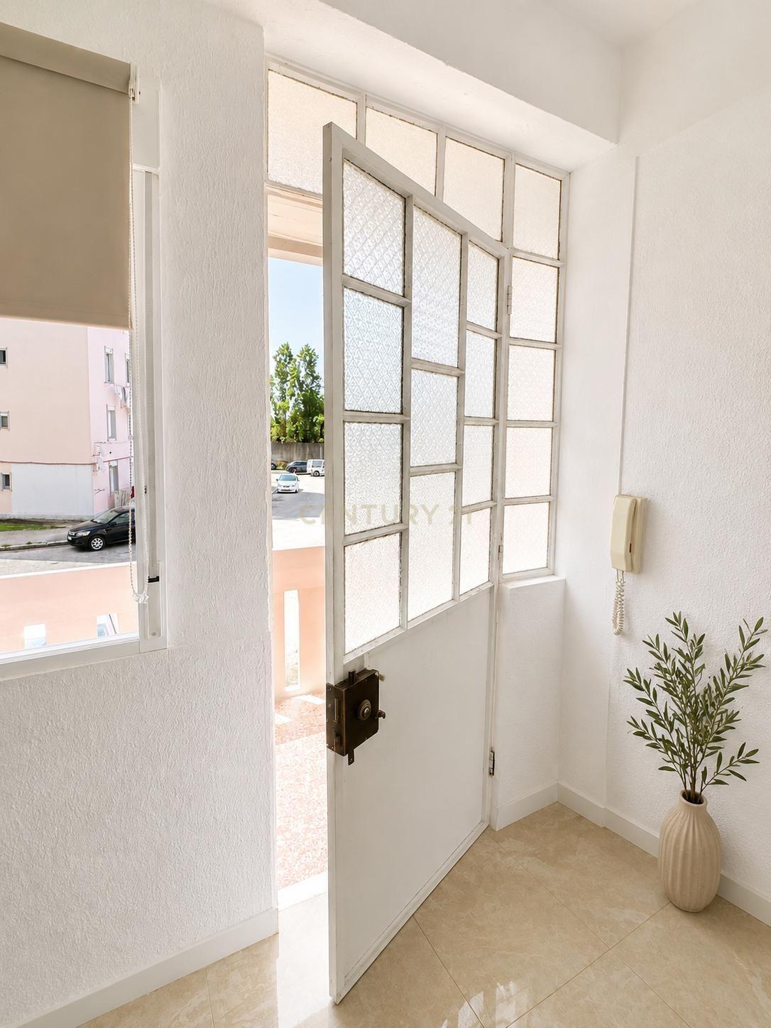 Apartamento T2 à venda em Santa Clara, Lisboa — foto 5