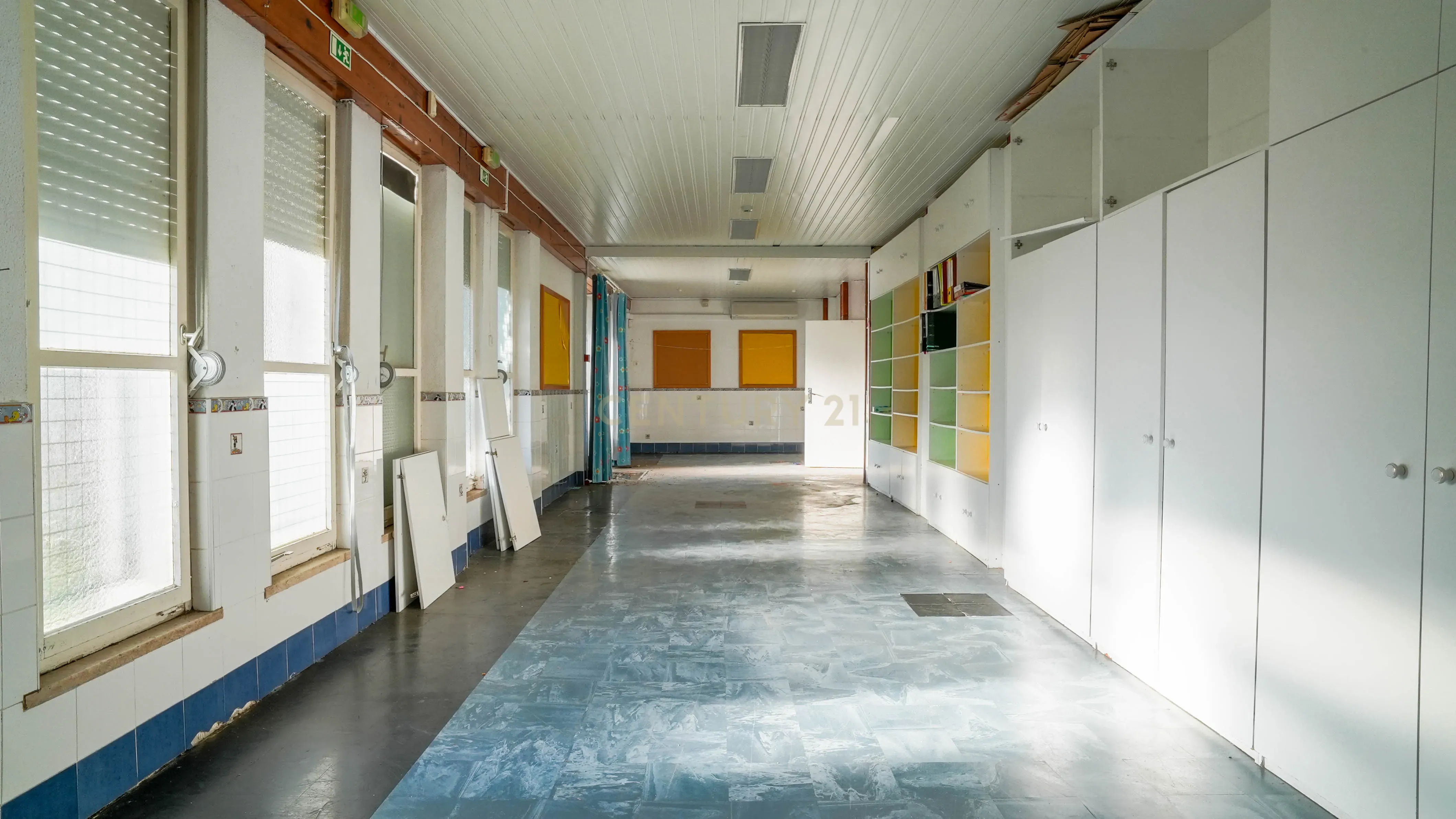 Espaço Versátil com Localização Privilegiada - Image 8
