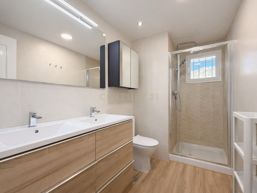 Penthouse com vista mar, quase 40 m² de terraços e tudo num só piso - Image 32