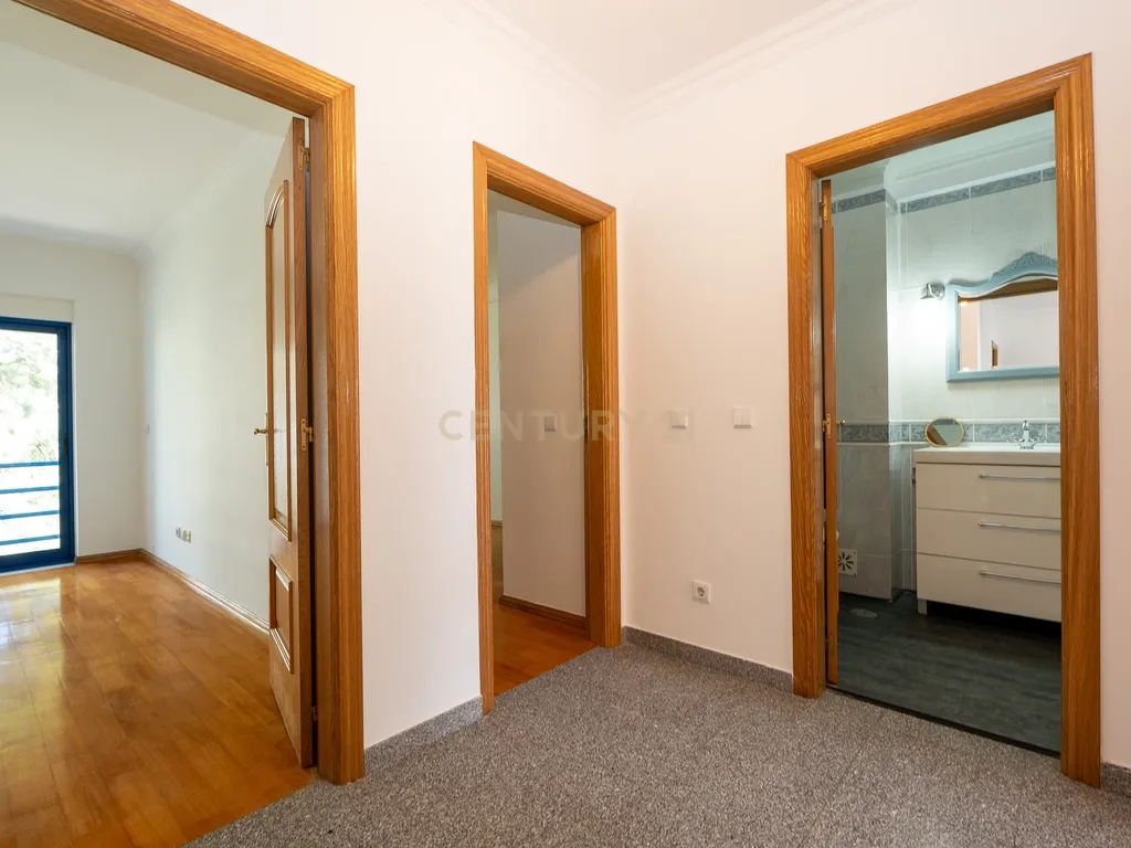 Apartamento T3 Janelas do Parque no Montijo - Image 33