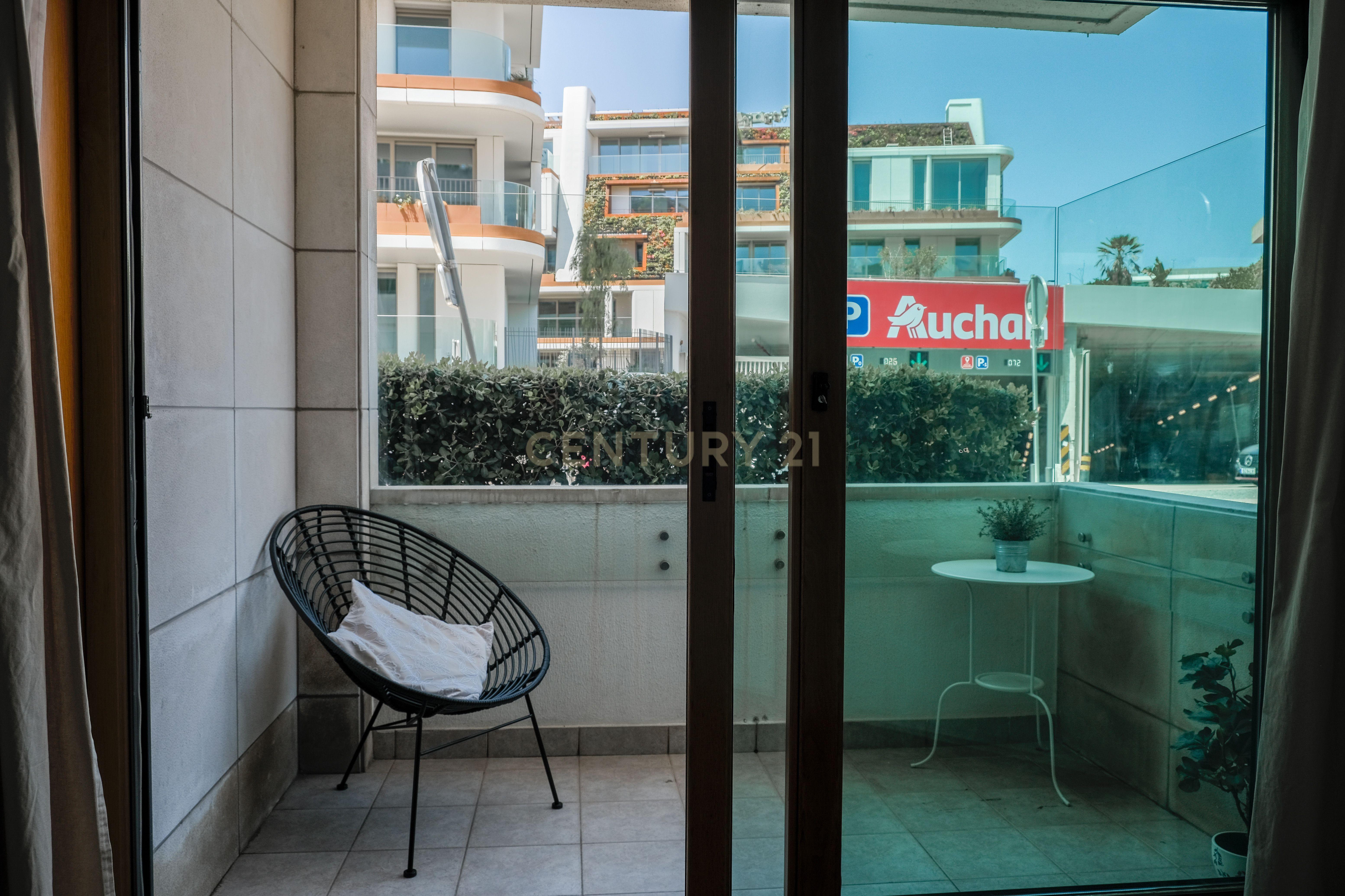 Fotografia 10 de T3 no Centro de Cascais com Terraço, 2 Varandas e o mar tão perto