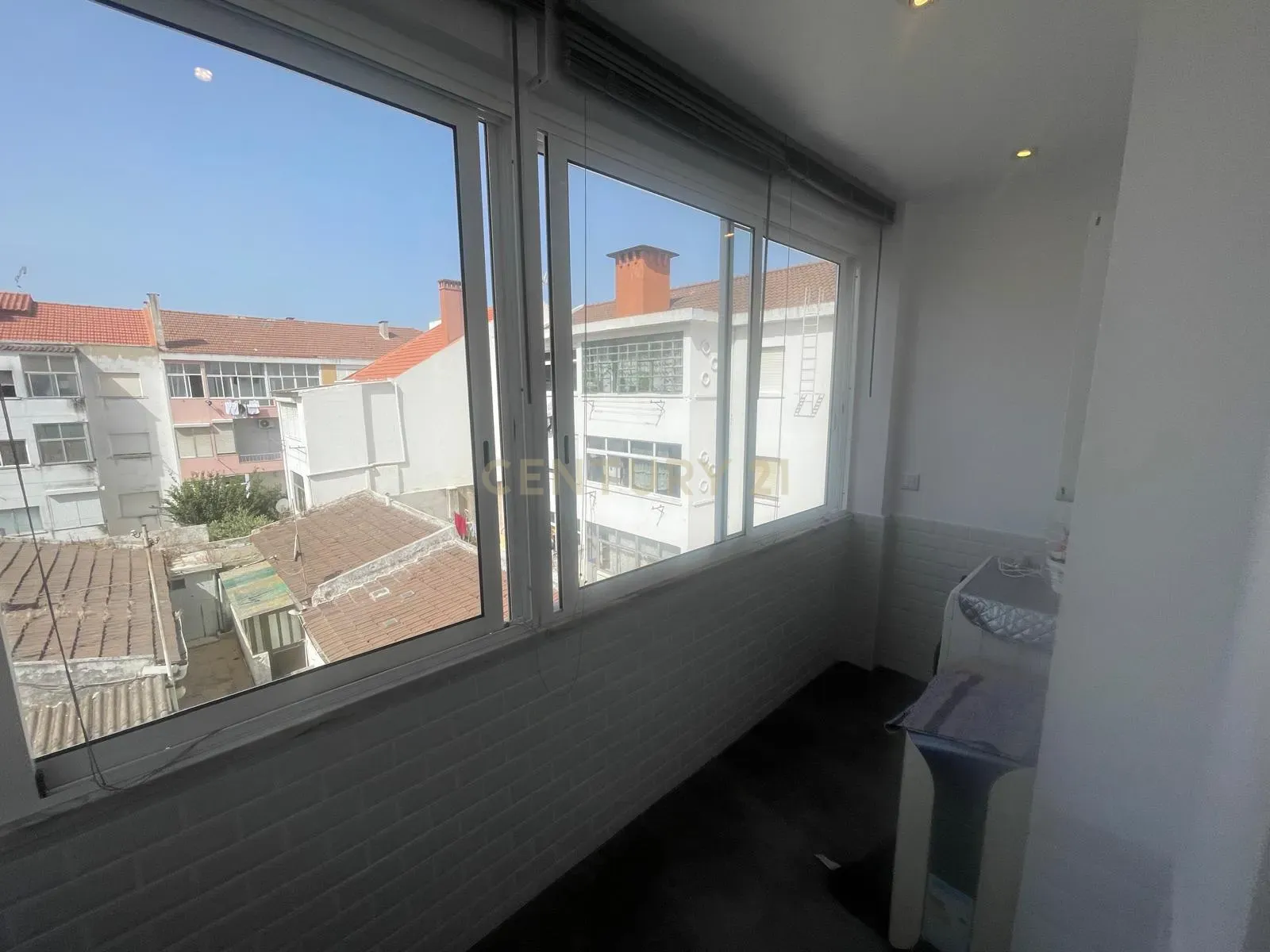 Fotografia 7 de Apartamento T2 com possibilidade de utilização como T3 | Excelente localização no Barreiro