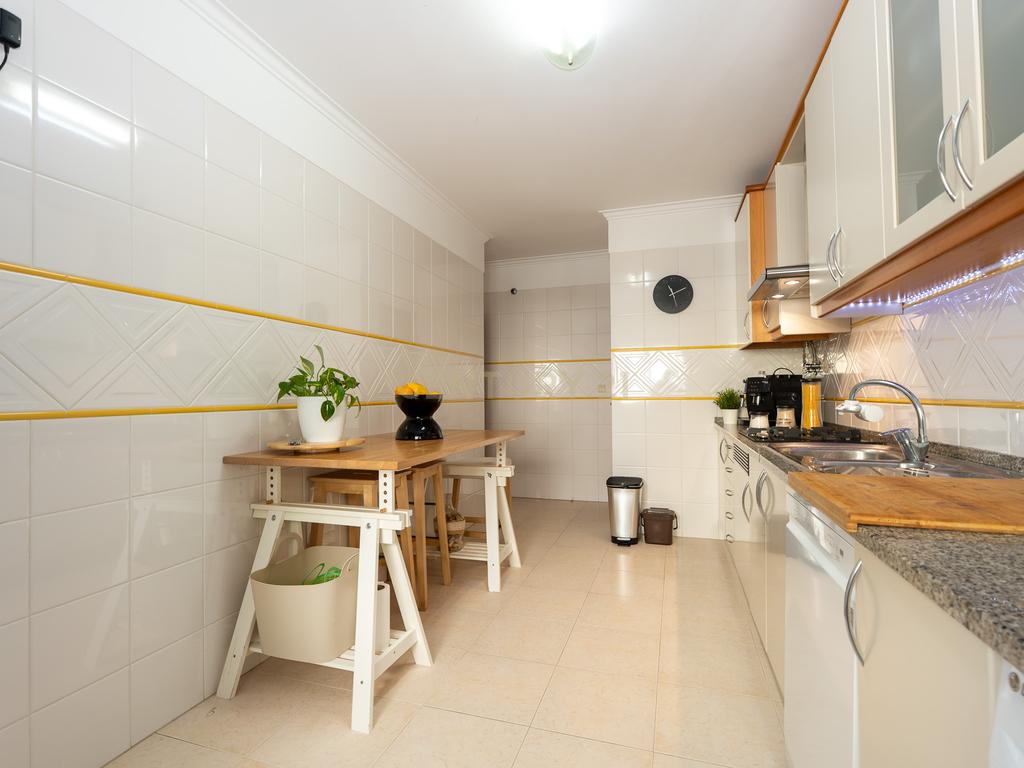 ** ESPECTACULAR APARTAMENTO NO CENTRO DE MAFRA, COM PARQUEAMENTO ** - Image 22