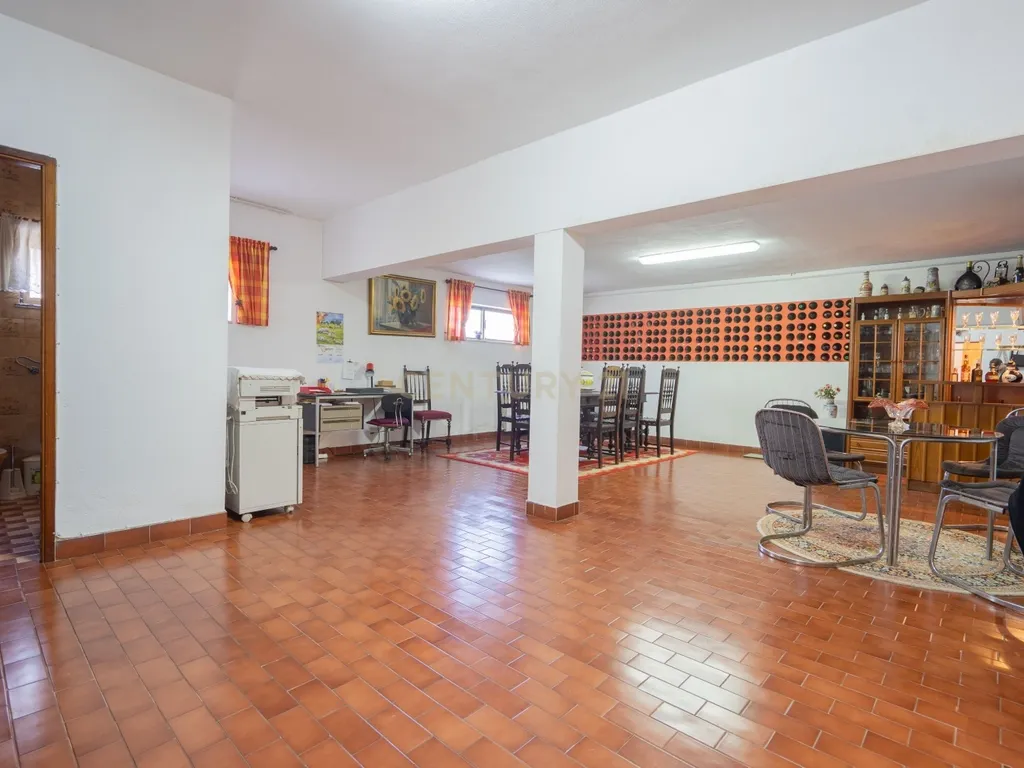 Moradia T3 com anexos e garagem para 3 carros – Canedo, Pampilhosa - Image 56