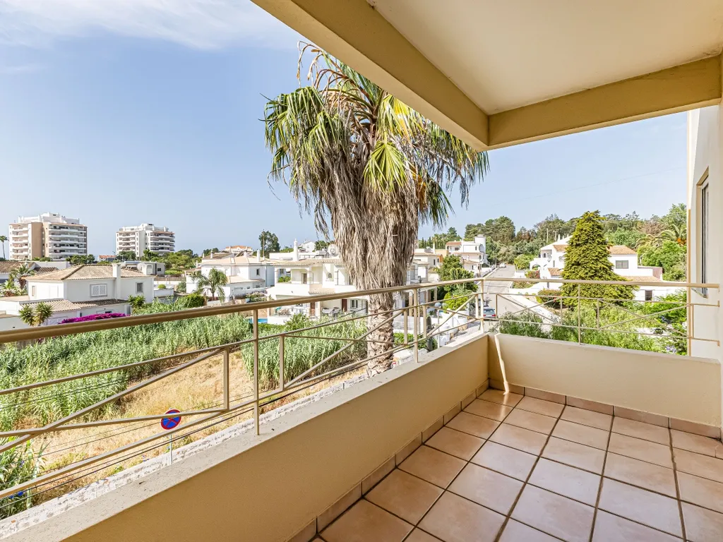 Apartamento T3 com 180 m² a 5 minutos da Praia do Vau – Portimão - Image 6