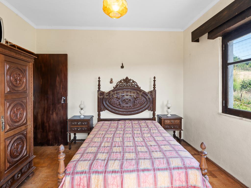 Quinta com 9320m2 em São João dos Montes (Alhandra) - Image 29