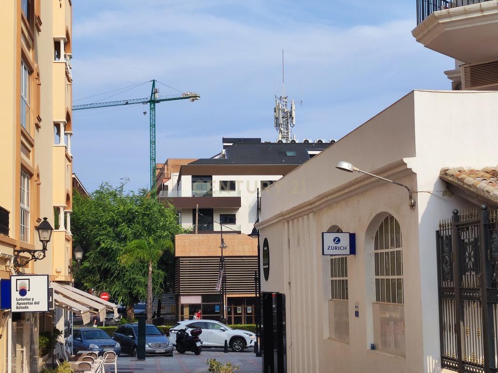 Apresentação de Espaço Comercial em Fuengirola - Image 3