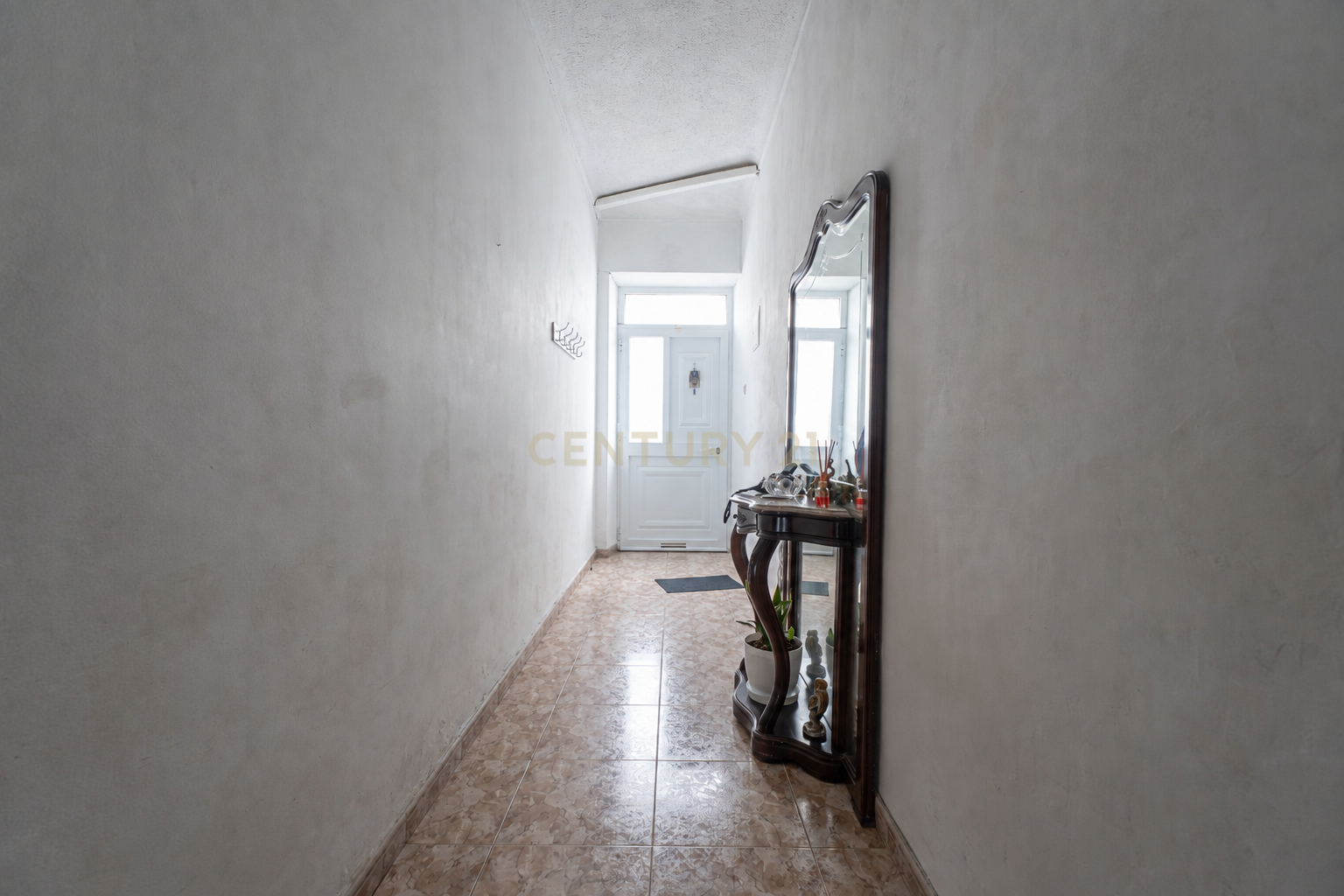 Fotografia 2 de 🏡 Moradia T3 + Espaço Comercial 🏪 | Livramento | Ponta Delgada📍