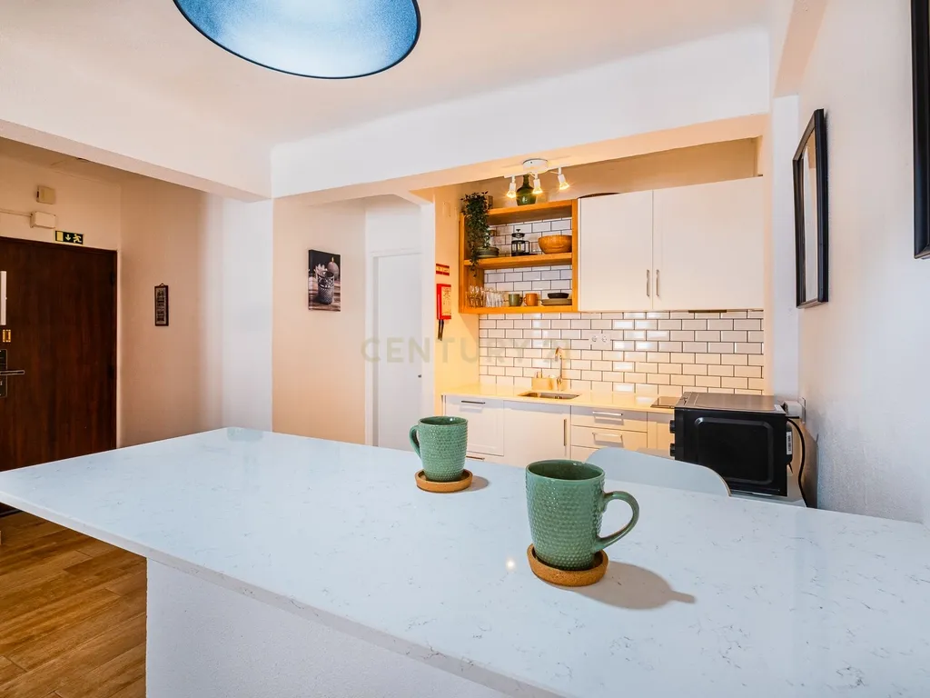 OPORTUNIDADE! - Apartamento T0 Junto à Praia – Ideal para Férias ou Investimento - Image 12