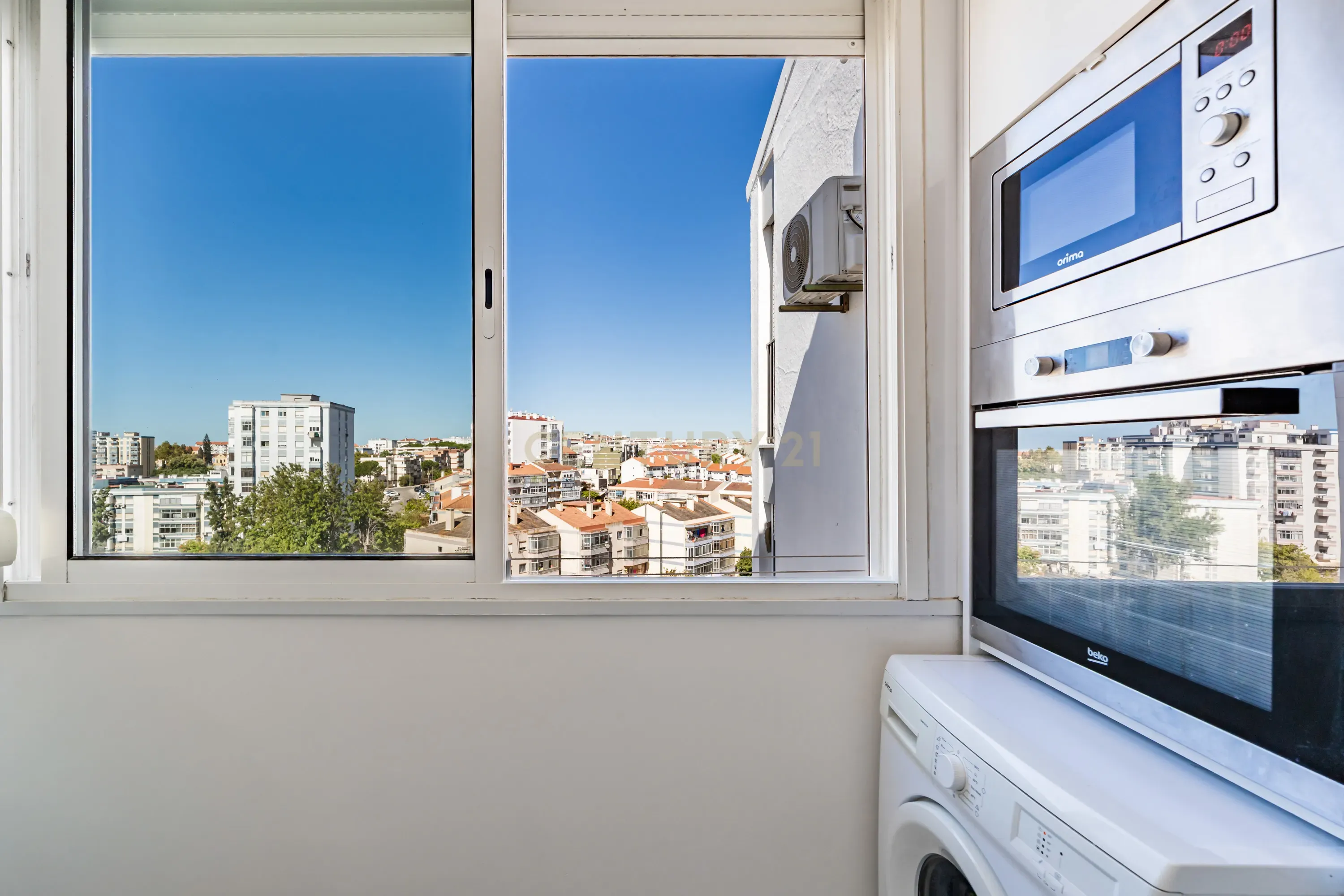 Fotografia 8 de T3 86 m² REMODELADO | MIRATEJO, CORROIOS | 11.º E ÚLTIMO ANDAR | VISTAS RIO E ARRÁBIDA