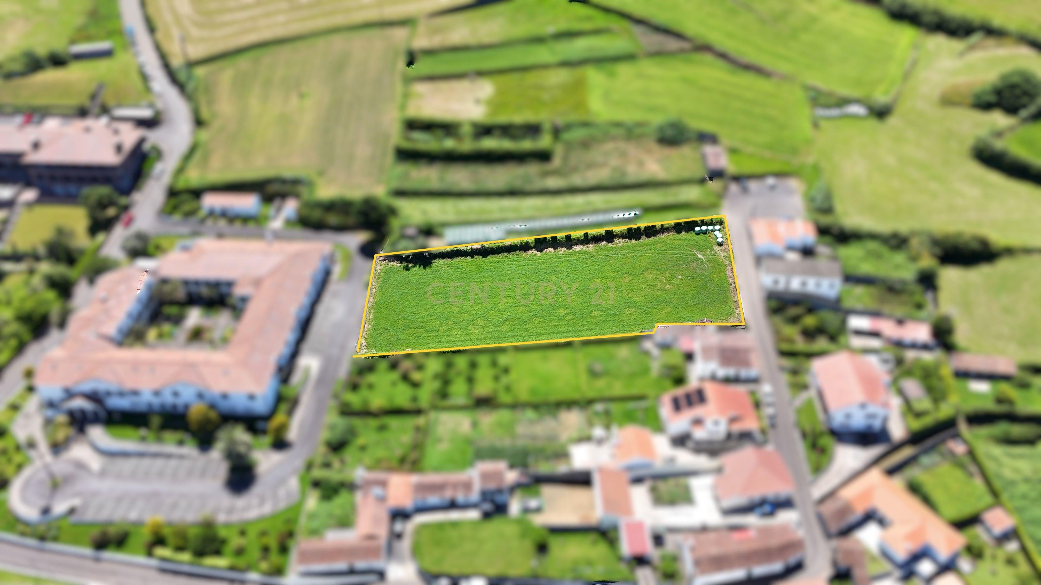 Fotografia 4 de Terreno Urbanizável com 2.803 m² | Excelente Oportunidade na Vila do Nordeste
