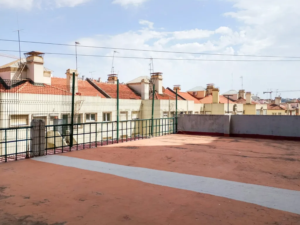 Apartamento T4 na Rua Passos Manuel, Arroios, Lisboa - Image 17