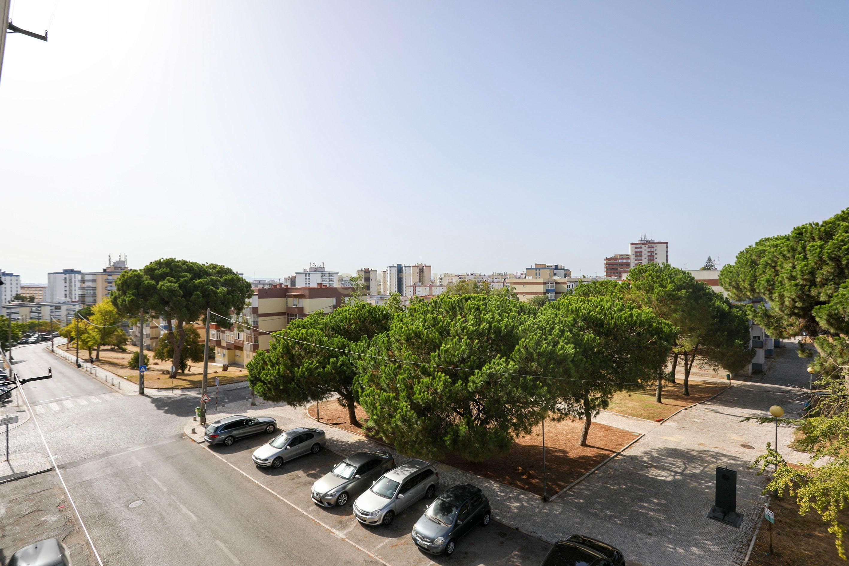 Apartamento T2 à venda em Laranjeiro e Feijó, Almada — foto 13