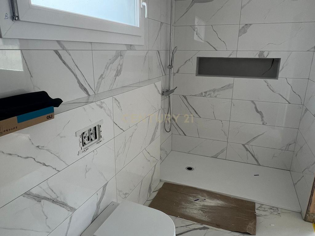 Moradia moderna T4 em construção na Rinchoa - Image 5