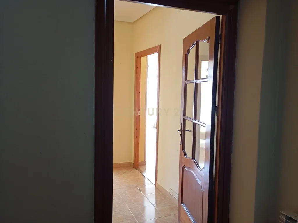 Apartamento Espetacular em Cáceres com Vista e Varandas - Image 7