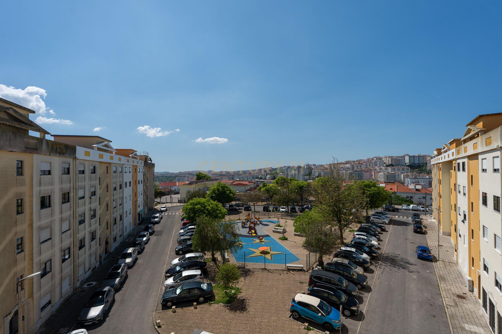 **Fantástico apartamento T4 com arrecadação*** - Image 15