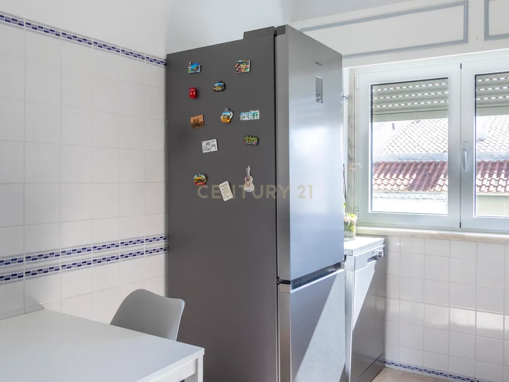 Apartamento T1 com Varanda em Agualva, Sintra - Image 19