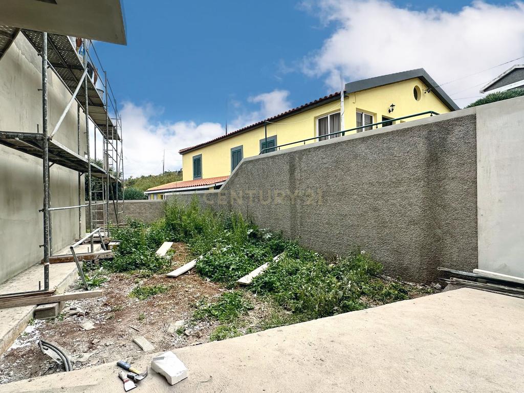 Moradia T3 - São Roque - Image 38
