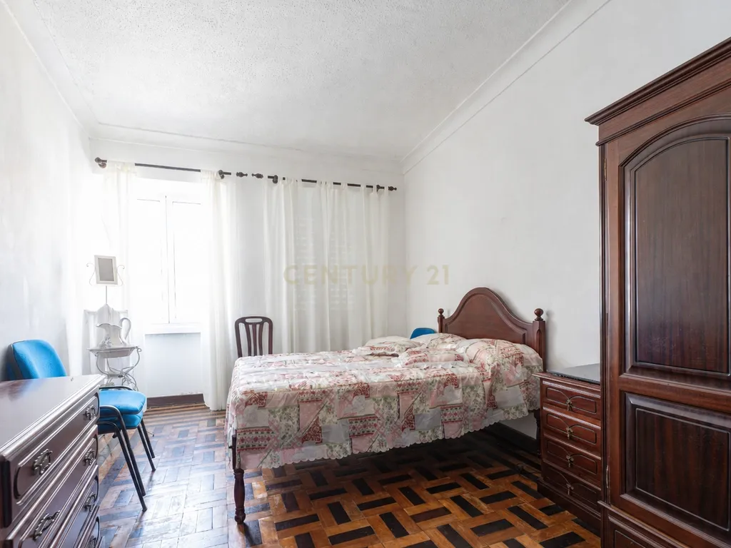 🏡 Moradia T3 + Espaço Comercial 🏪 | Livramento | Ponta Delgada📍 - Image 10