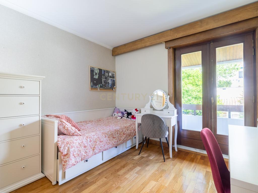 Moradia T4 com Jardim Privativo em Vila Nova de Gaia – Viva com Luz, Espaço e Centralidade - Image 26